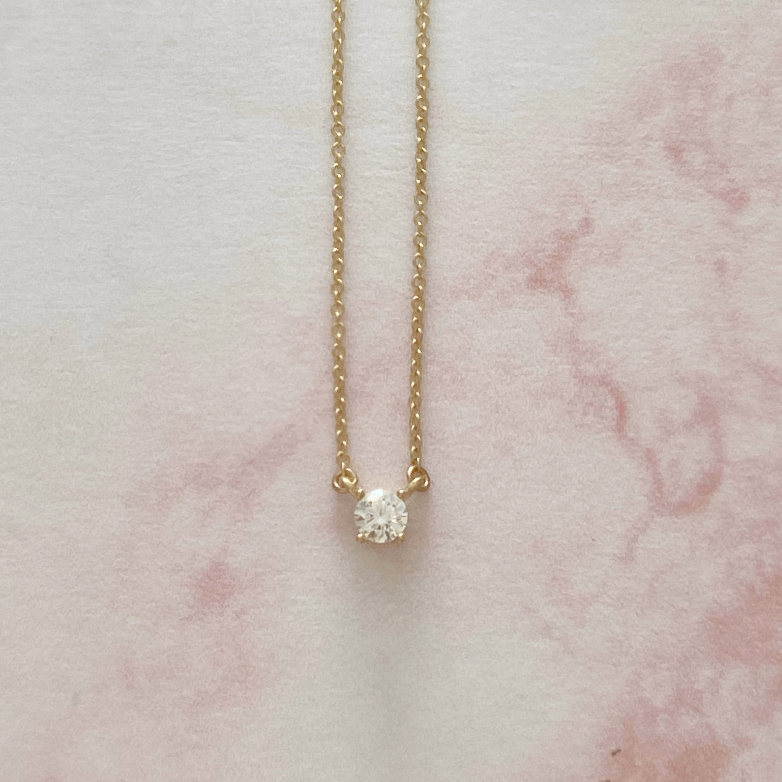 Dije solitario Paola mini